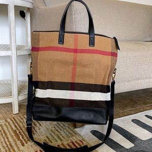 Burberry travel bag with Dust bag